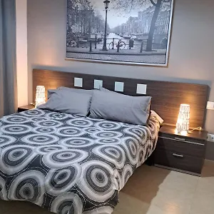 https://apartamento-eursu-playa.hotelsinnerja.org